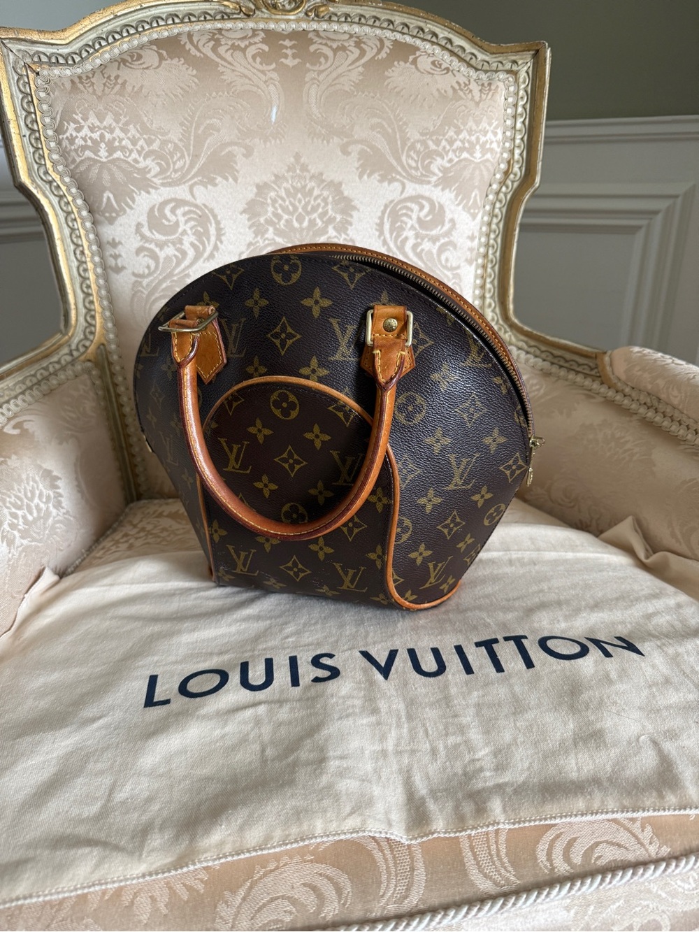 Louis Vuitton Brown Monogram Ellipse Bag - Picture 16 of 16